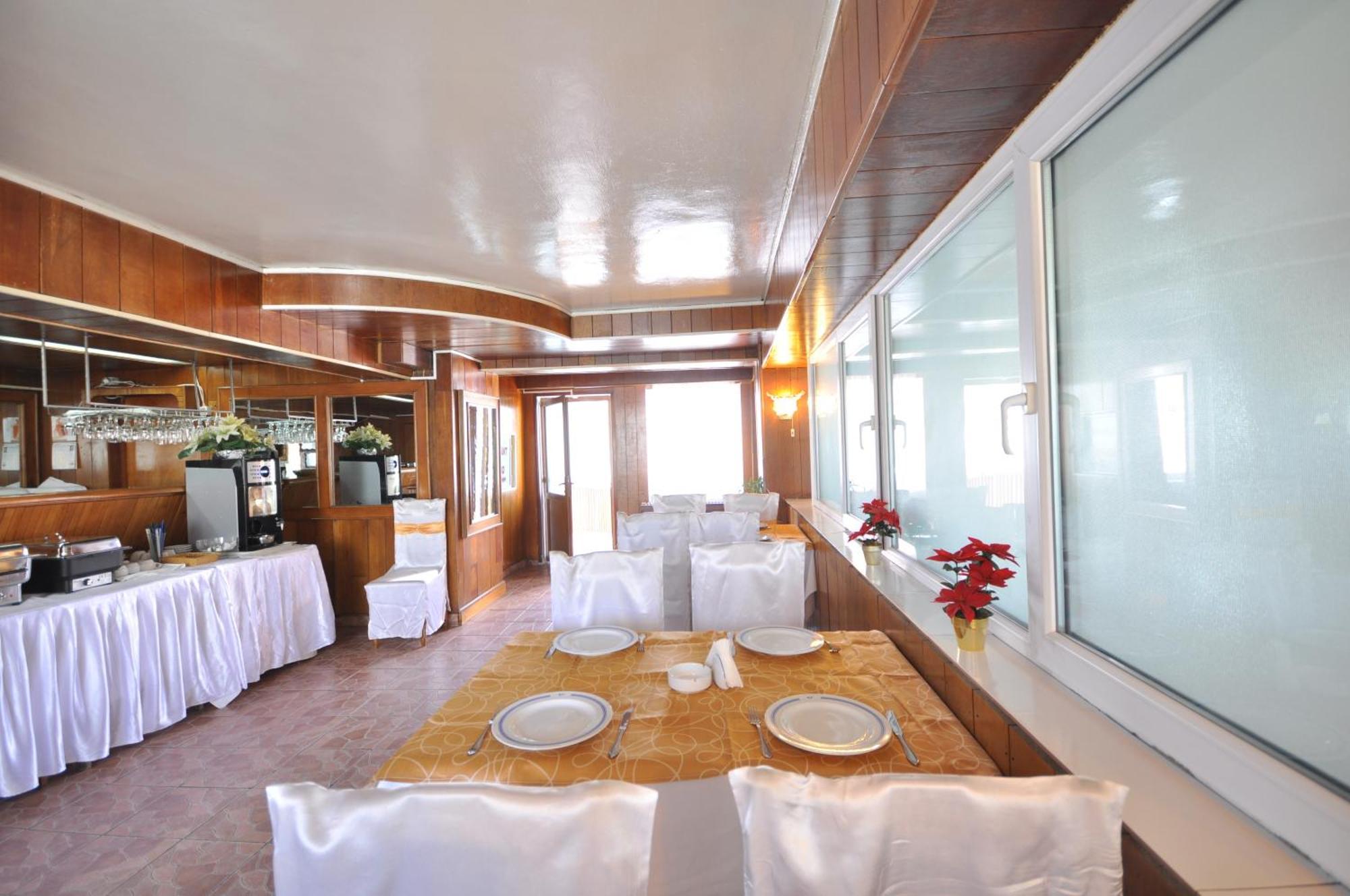 Hotel Dobrogea Constanţa Restaurante foto